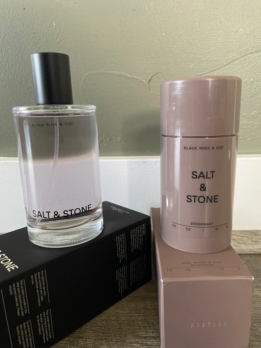 🆕NIB SALT & STONE Black Rose & Oud Women’s Deodorant & Fragrance Set 🥀